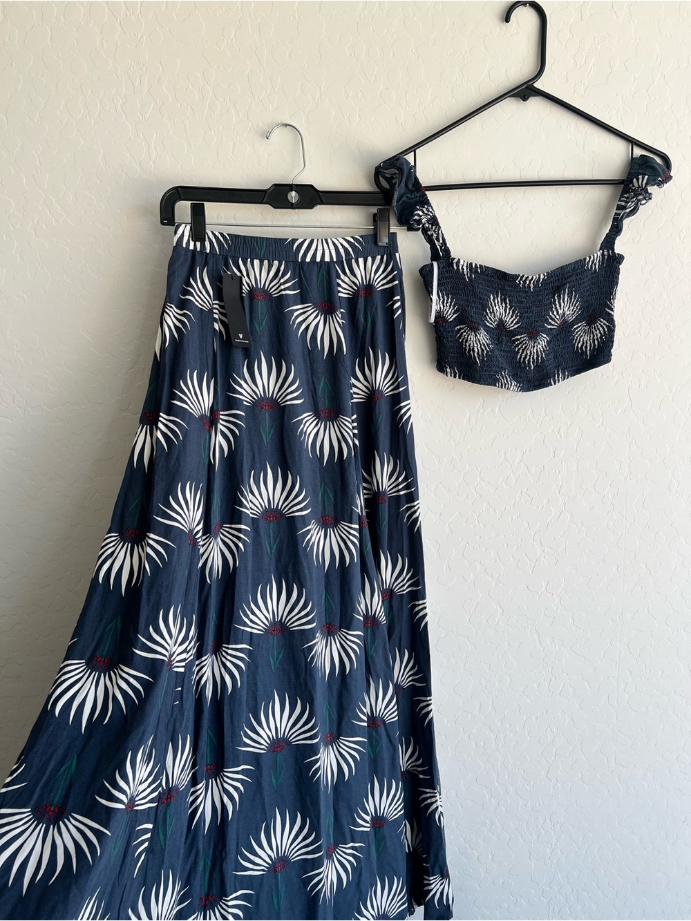 Lulu's Navy Floral Maxi Skirt with White Bloom Print